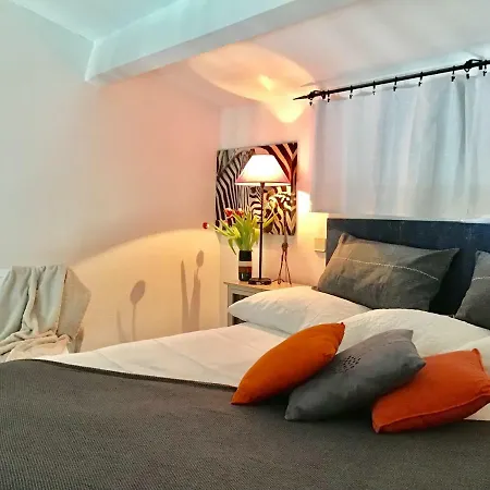 Appartamento Port-Grimaud Romantique (newly renovated) Grimaud
