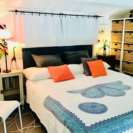 Port-Grimaud Romantique (newly renovated) *